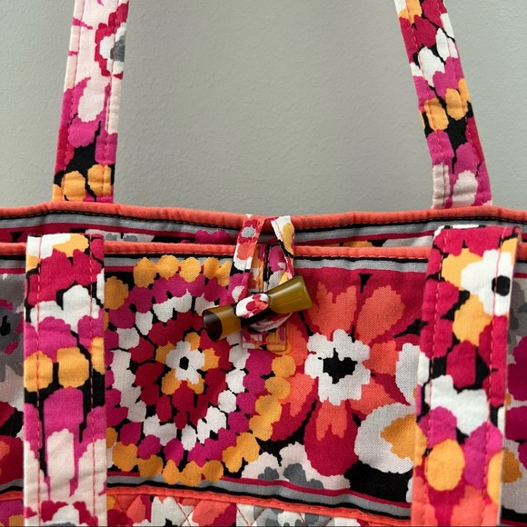 Vera Bradley Pixie Blooms Tote Carryall Shoulder Bag Quilted Large 13 X 14 NWOT - Picture 2 of 4